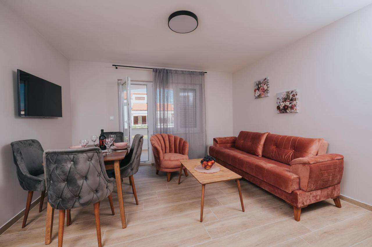 Apartments Virgine Maria I باشْكا المظهر الخارجي الصورة