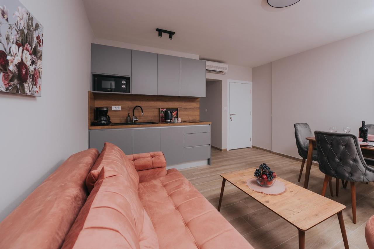 Apartments Virgine Maria I باشْكا المظهر الخارجي الصورة