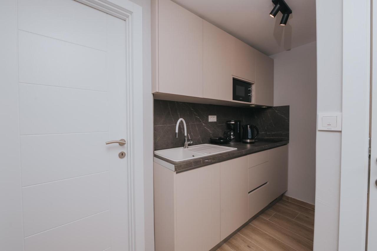 Apartments Virgine Maria I باشْكا المظهر الخارجي الصورة